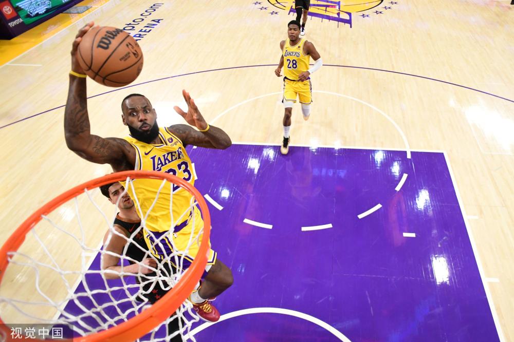 在谈到此事 在谈到此事